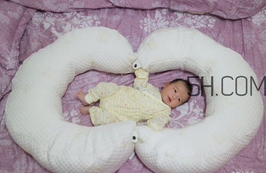 哺乳枕有必要買嗎？哺乳枕有用嗎？