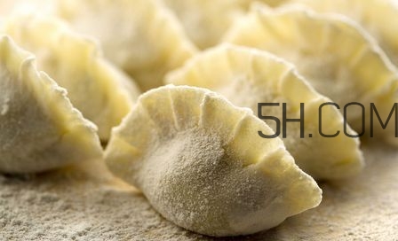 十個(gè)月的寶寶可以吃餃子嗎？寶寶吃什么餡的餃子好？