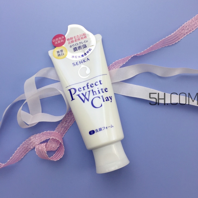 資生堂洗顏?？菩掳婧团f版有什么區(qū)別?