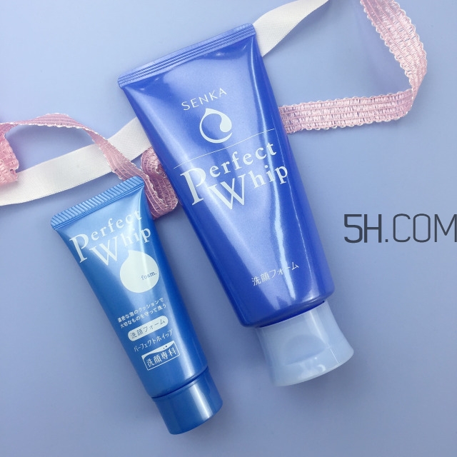 資生堂洗顏?？菩掳婧团f版有什么區(qū)別?