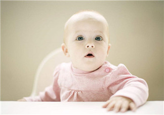 嬰兒腸痙攣癥狀包括哪些？寶寶智力發(fā)育遲緩的信號