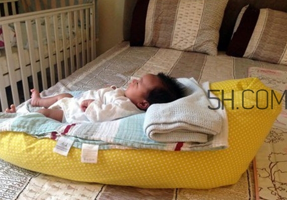 哺乳枕有必要買嗎？哺乳枕有用嗎？