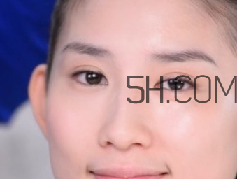 悅詩風(fēng)吟隔離乳怎么用？悅詩風(fēng)吟隔離乳色號(hào)怎么選？