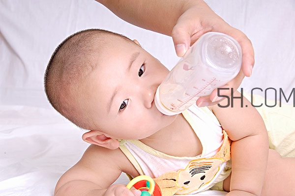 順產(chǎn)不喂奶多久不漲 產(chǎn)后不喂奶多久會回奶 順產(chǎn)不喂奶多久不漲 產(chǎn)后不喂奶多久會回奶