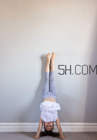 倒立有助于長高嗎？倒立時間多長為宜？