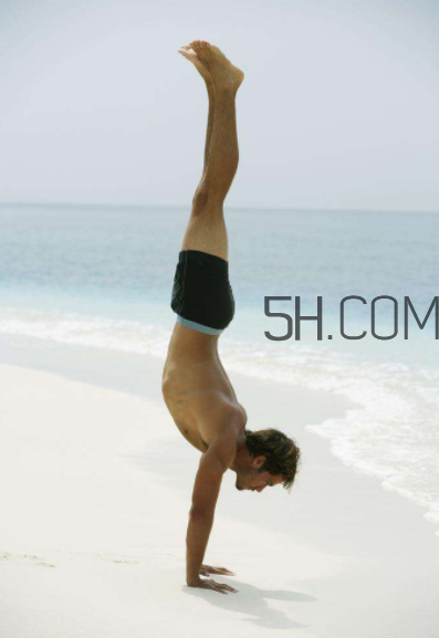 倒立怎么練？倒立可以治療哪些疾??？