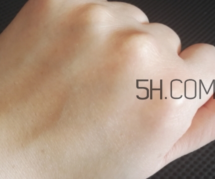 雅詩蘭黛肌底微精華多少錢？雅詩蘭黛肌底微精華專柜價格