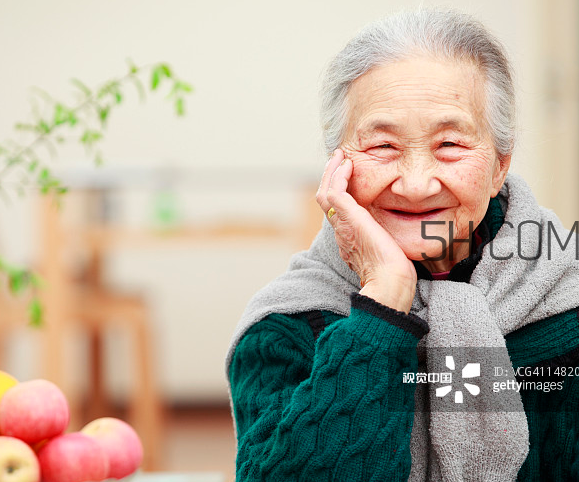 頸椎病吃什么藥效果好？頸椎病掛什么科？