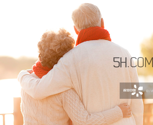 頸椎病吃什么藥效果好？頸椎病掛什么科？