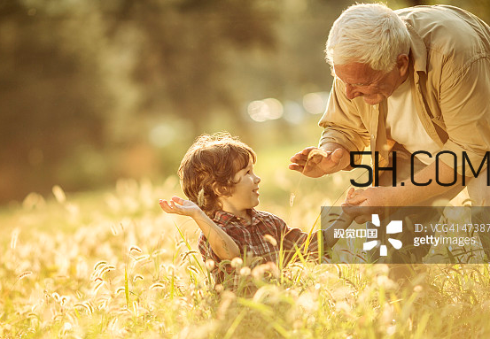 頸椎病能引起高血壓?jiǎn)幔款i椎病能引起后背疼嗎？