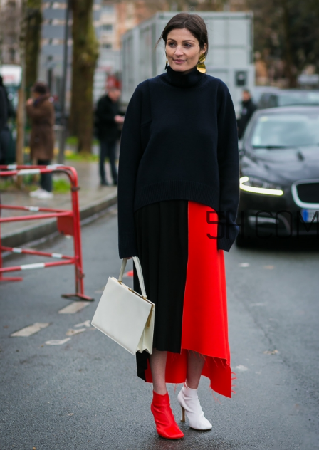 白色包包配什么衣服？白色包包怎么搭配？