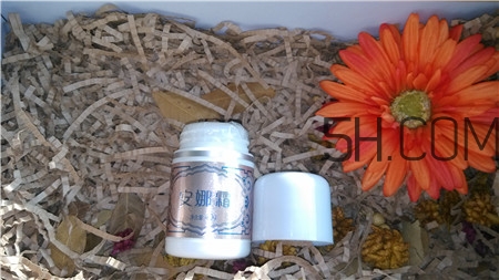 迷奇安娜霜和海藍(lán)之謎精華面霜哪個好? 迷奇安娜霜和海藍(lán)之謎精華面霜哪個好?