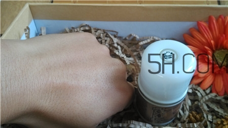 迷奇安娜霜和海藍(lán)之謎精華面霜哪個好? 迷奇安娜霜和海藍(lán)之謎精華面霜哪個好?