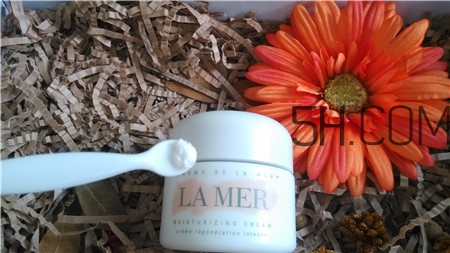 迷奇安娜霜和海藍(lán)之謎精華面霜哪個好? 迷奇安娜霜和海藍(lán)之謎精華面霜哪個好?