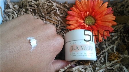 迷奇安娜霜和海藍(lán)之謎精華面霜哪個好? 迷奇安娜霜和海藍(lán)之謎精華面霜哪個好?