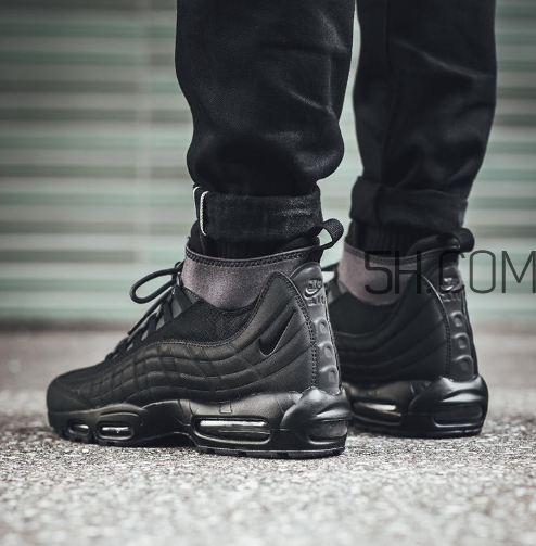 nike air max 95 triple black黑魂配色上腳效果怎么樣？