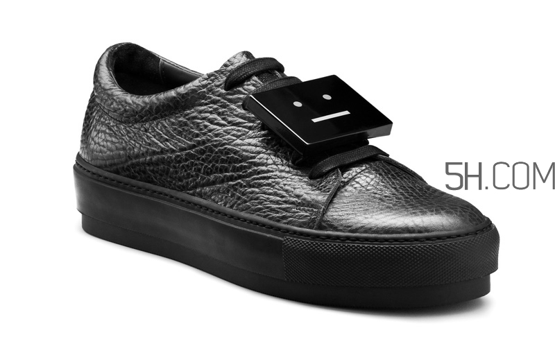 小黑鞋搭配什么褲子好看_小黑鞋搭配什么顏色褲子 小黑鞋搭配什么褲子好看_小黑鞋搭配什么顏色褲子