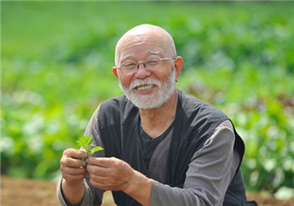 肺結(jié)核跟乙肝哪個(gè)嚴(yán)重？肺結(jié)核會轉(zhuǎn)化為肺癌嗎？