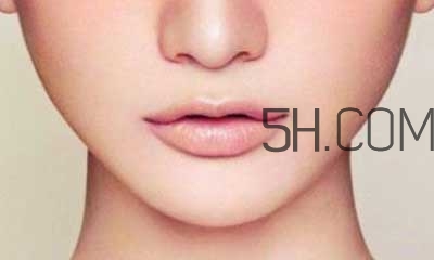 雅頓唇膏怎么樣 雅頓唇膏孕婦能用嗎 雅頓唇膏怎么樣 雅頓唇膏孕婦能用嗎