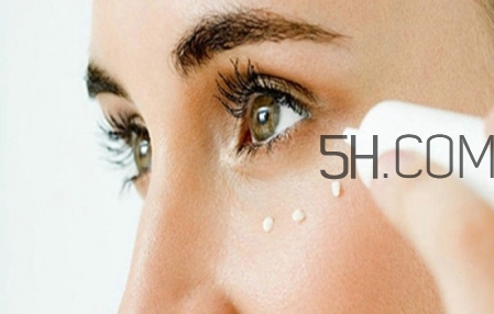 雅頓眼霜怎么樣 雅頓眼霜膠囊如何使用 雅頓眼霜怎么樣 雅頓眼霜膠囊如何使用