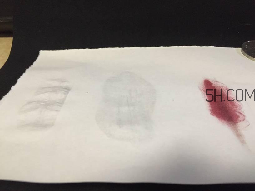 彼得羅夫娃娃臉面霜和嬌韻詩瘦臉精華哪個好? 彼得羅夫娃娃臉面霜和嬌韻詩瘦臉精華哪個好?