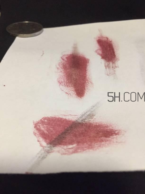 彼得羅夫娃娃臉面霜和嬌韻詩瘦臉精華哪個好? 彼得羅夫娃娃臉面霜和嬌韻詩瘦臉精華哪個好?