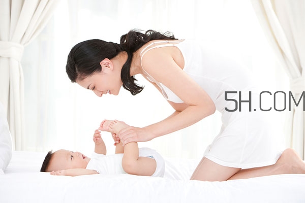 寶寶哭鬧的7個常見原因排行榜 小妙招教你1秒止哭 寶寶哭鬧的7個常見原因排行榜 小妙招教你1秒止哭