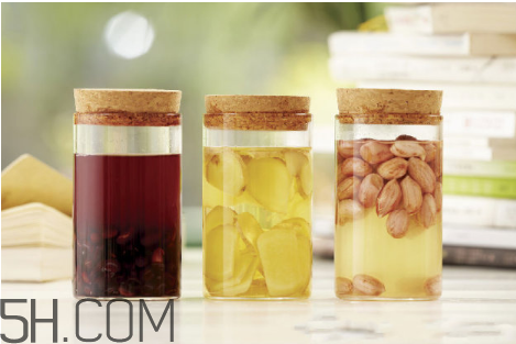 吃醋泡姜要注意什么？醋泡姜用老姜還是嫩姜？