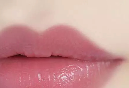 the saem得鮮搖搖樂唇釉色號(hào) 得鮮搖搖樂唇釉試色 the saem得鮮搖搖樂唇釉色號(hào) 得鮮搖搖樂唇釉試色