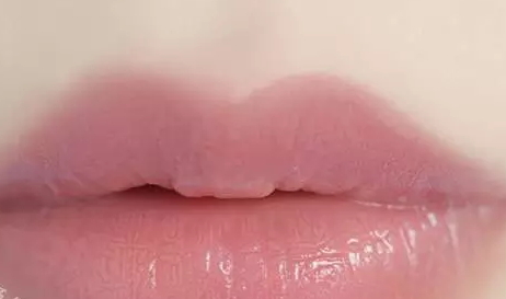 the saem得鮮搖搖樂唇釉色號(hào) 得鮮搖搖樂唇釉試色 the saem得鮮搖搖樂唇釉色號(hào) 得鮮搖搖樂唇釉試色