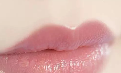 the saem得鮮搖搖樂唇釉色號(hào) 得鮮搖搖樂唇釉試色 the saem得鮮搖搖樂唇釉色號(hào) 得鮮搖搖樂唇釉試色