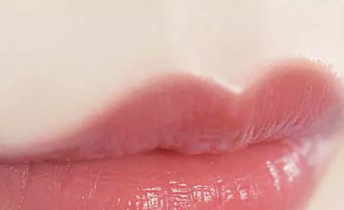 the saem得鮮搖搖樂唇釉色號(hào) 得鮮搖搖樂唇釉試色 the saem得鮮搖搖樂唇釉色號(hào) 得鮮搖搖樂唇釉試色