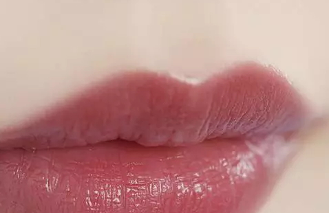 the saem得鮮搖搖樂唇釉色號(hào) 得鮮搖搖樂唇釉試色 the saem得鮮搖搖樂唇釉色號(hào) 得鮮搖搖樂唇釉試色