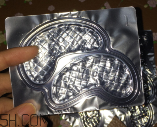 可貝爾燕窩特潤修護(hù)眼紋消眼貼膜多少錢？怎么樣？