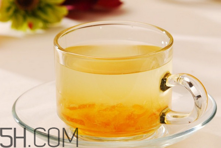 紅心柚和白心柚有什么區(qū)別？柚子皮泡水喝的作用？