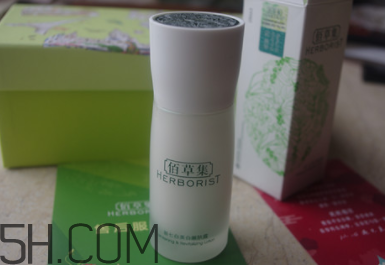 佰草集新七白美白嫩膚露怎么樣_多少錢 佰草集新七白美白嫩膚露怎么樣_多少錢