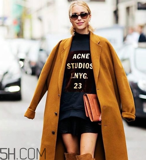 焦糖色是駝色嗎？焦糖色和深駝色區(qū)別