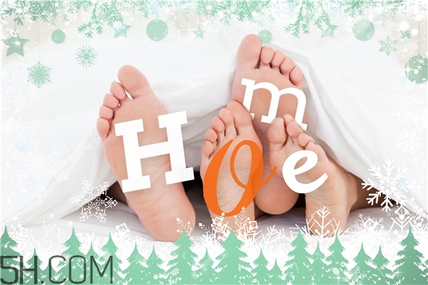 冬天睡覺(jué)腳冷什么原因 冬天睡覺(jué)腳冷怎么辦 冬天睡覺(jué)腳冷什么原因 冬天睡覺(jué)腳冷怎么辦