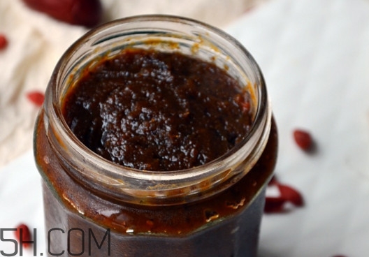 天天飲姜棗膏有會怎樣？紅糖姜棗膏吃了臉上長痘嗎