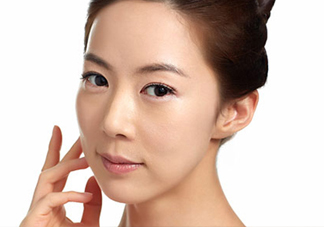 皮膚過(guò)敏有哪些癥狀？皮膚過(guò)敏什么東西不能吃