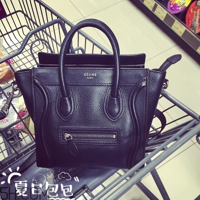 celine笑臉包價(jià)格 celine笑臉包怎么樣 celine笑臉包價(jià)格 celine笑臉包怎么樣