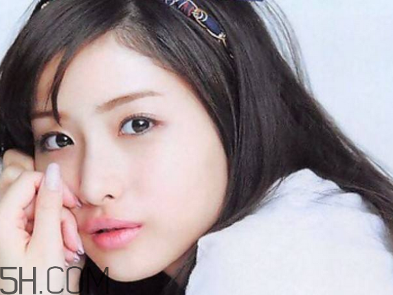 資生堂新透白眼霜怎么樣？資生堂新透白眼霜多少錢？