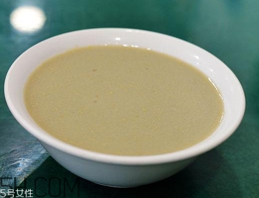 豆汁兒是什么做的？豆汁兒是什么味道