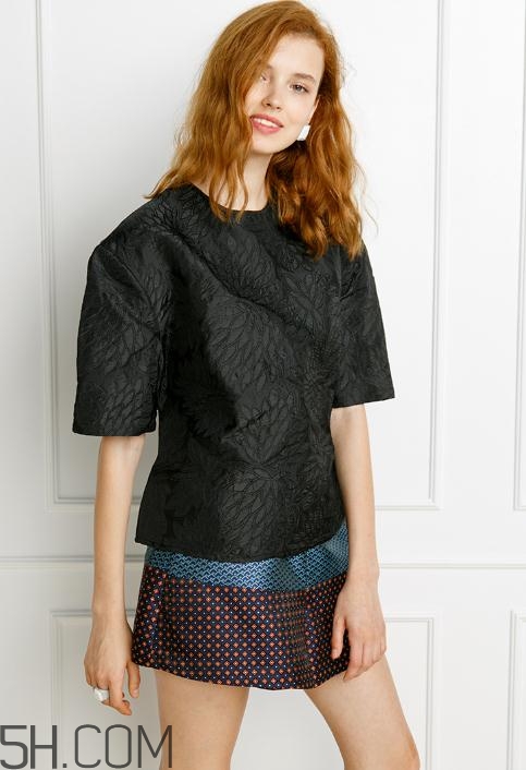 地素衣服適合什么人？地素衣服的質(zhì)量怎么樣？