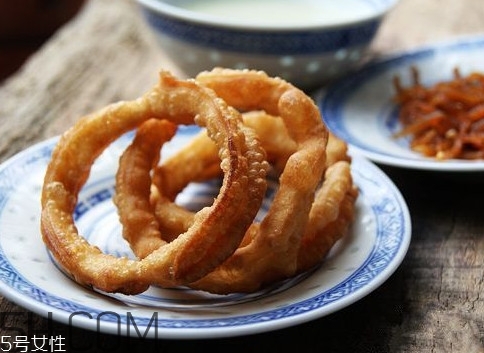 焦圈兒是什么？焦圈和油條有什么區(qū)別