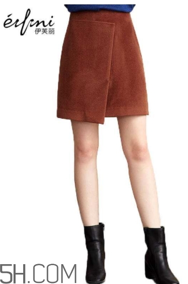 焦糖色裙子配什么襪子？焦糖色裙子配什么鞋子