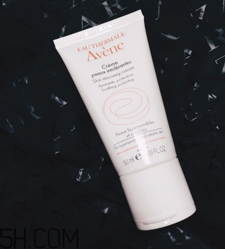 雅漾修護霜和理膚泉b5對比 雅漾修護霜測評 雅漾修護霜和理膚泉b5對比 雅漾修護霜測評