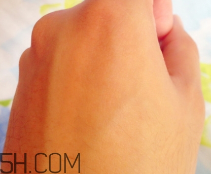 百雀羚眼霜怎么樣？百雀羚眼霜好用嗎？