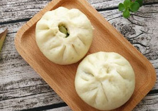 一個香菇青菜包的熱量大概是多少？一個香菇青菜包的熱量