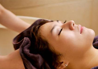 醋洗頭能治白發(fā)嗎？醋洗頭有什么壞處